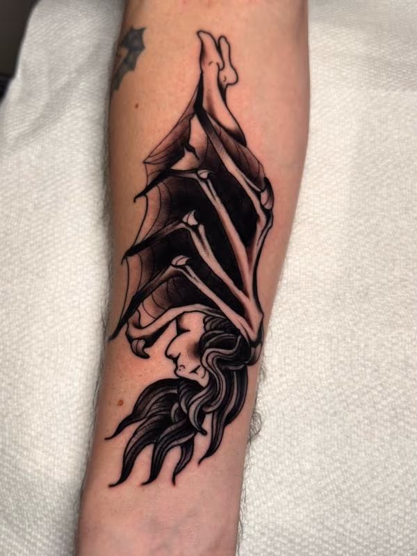 Lady Bat