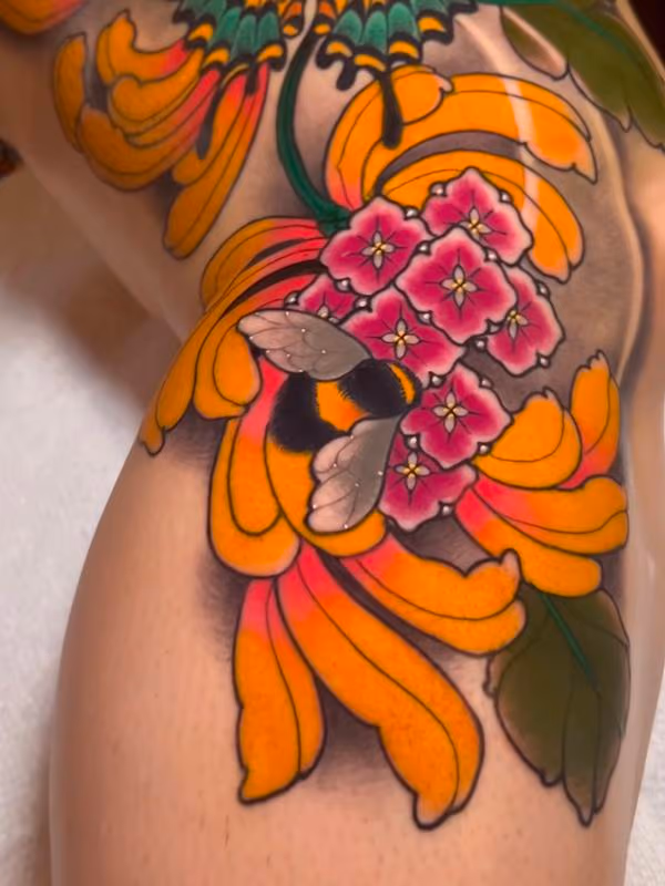 Bee details
