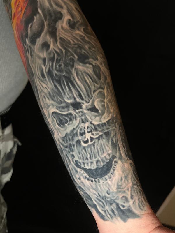 Smokey Skull