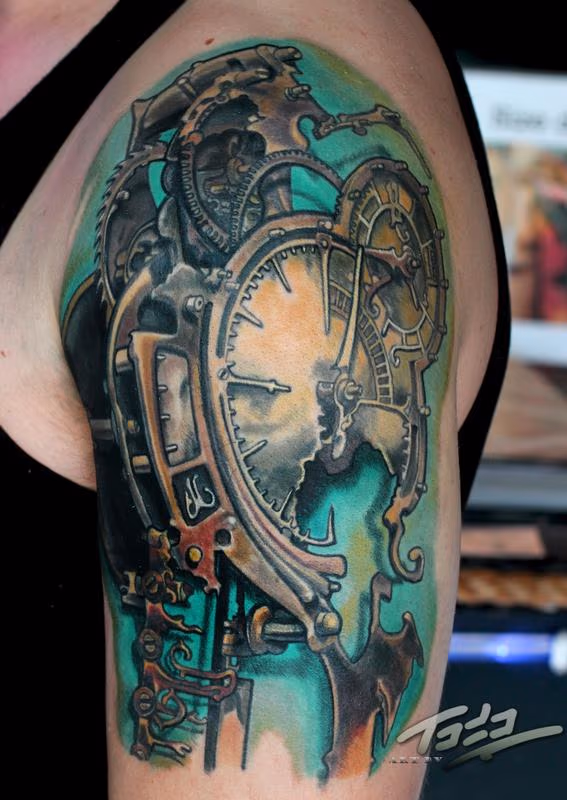 Frietas steampunk clock