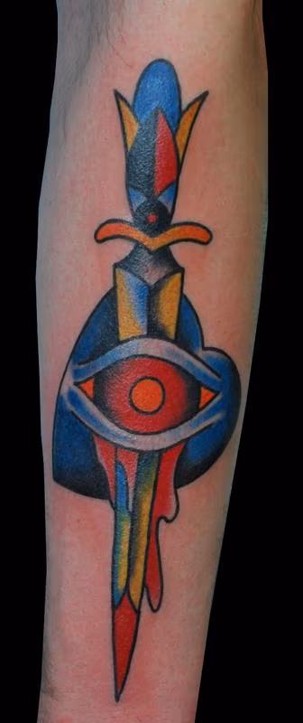 All Seeing Heart and Dagger