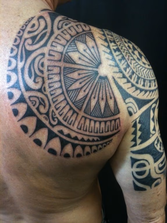 Modern Polynesian 2 back