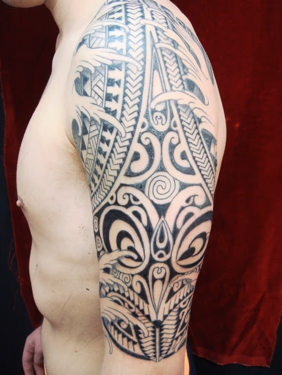 Polynesian with influences