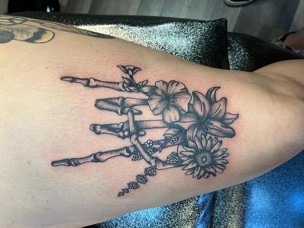 Flower hand