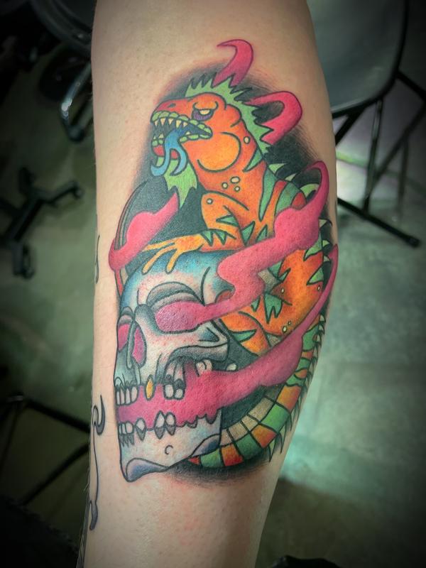 Skull lizard
