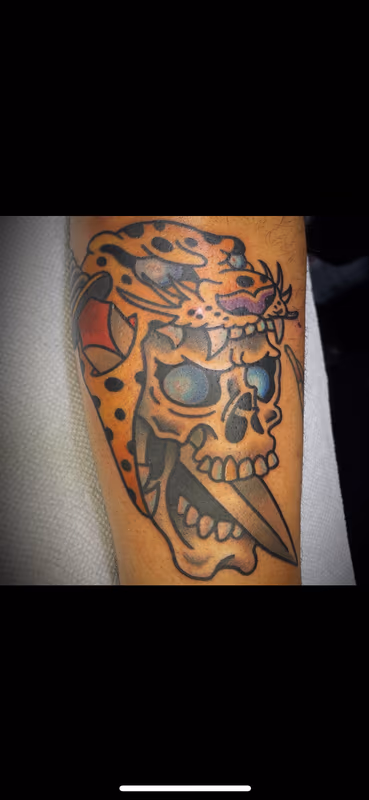 Skull leopard
