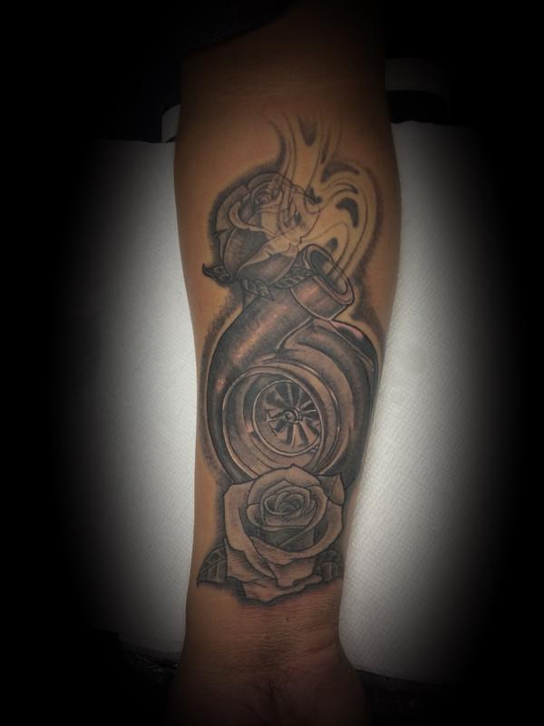 Turbo w/ roses