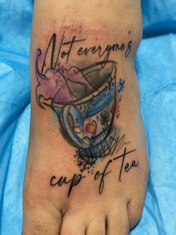 Watercolor tea cup