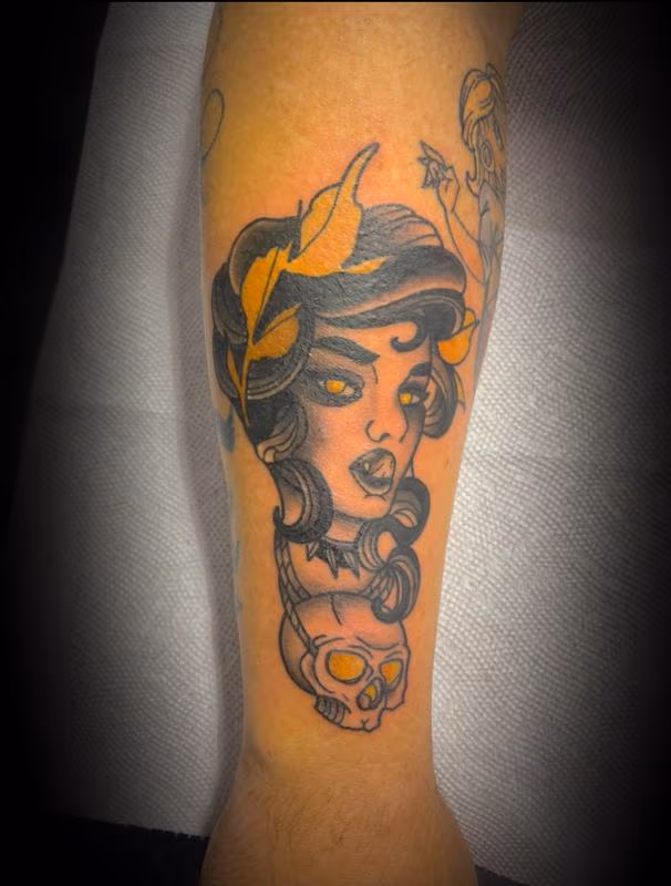 Lady Head