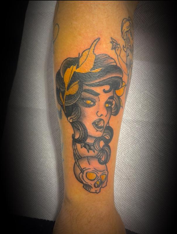 Lady Head