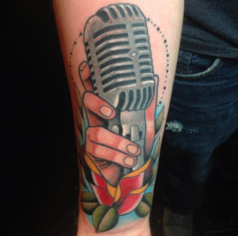 Microphone