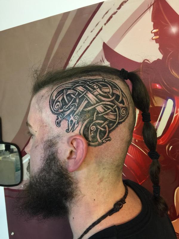 Celtic head knot