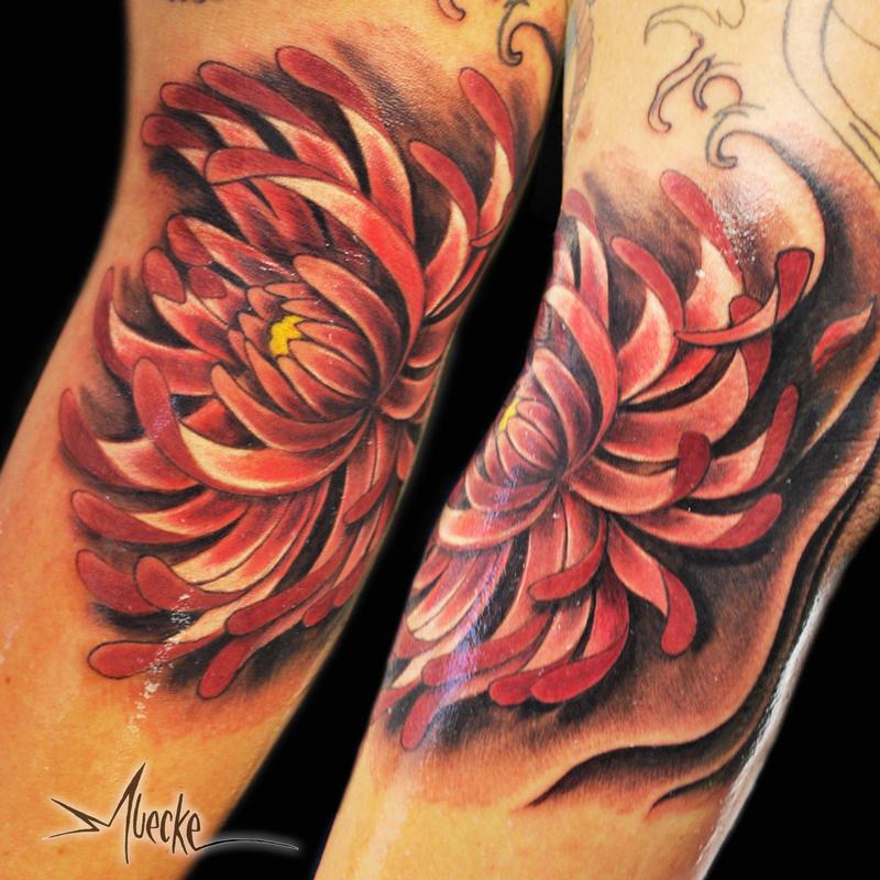 Muecke Flower Tattoo