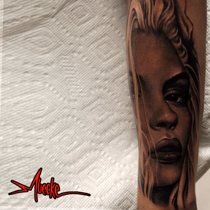 Hearts/Love tattoo