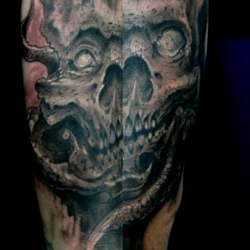 Black and grey freehand skull