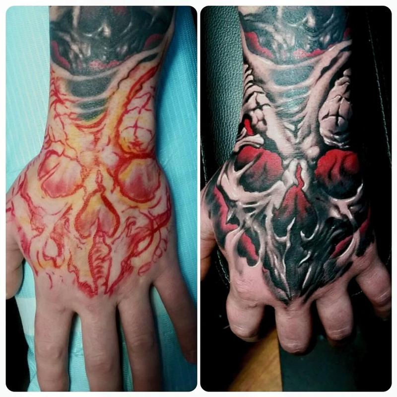 hand skull
