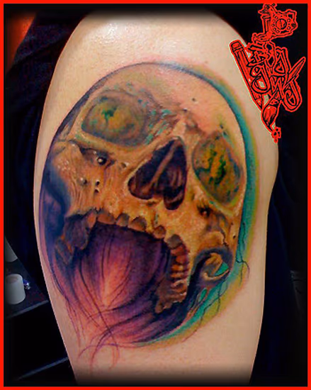 Neuma Skull