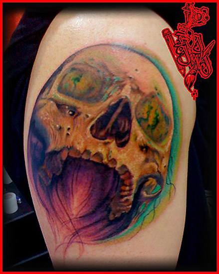 Neuma  Skull