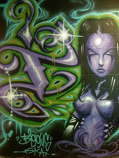 Grafitti Girl