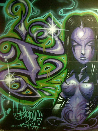 Grafitti Girl