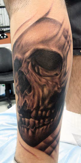 Realistic Black and Grey Skull