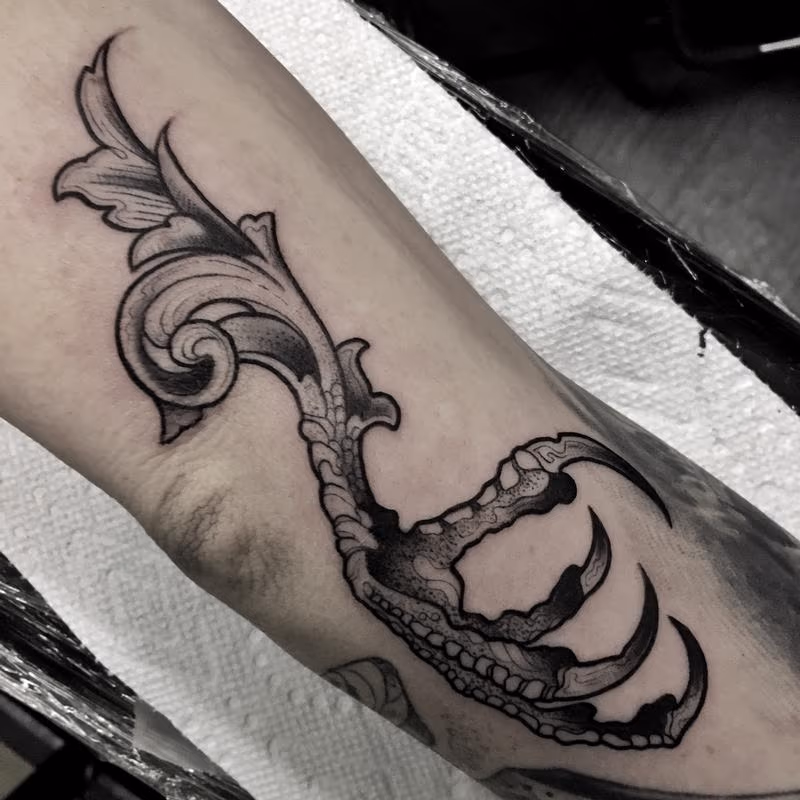 Blackwork Talon