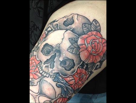 skull and roses