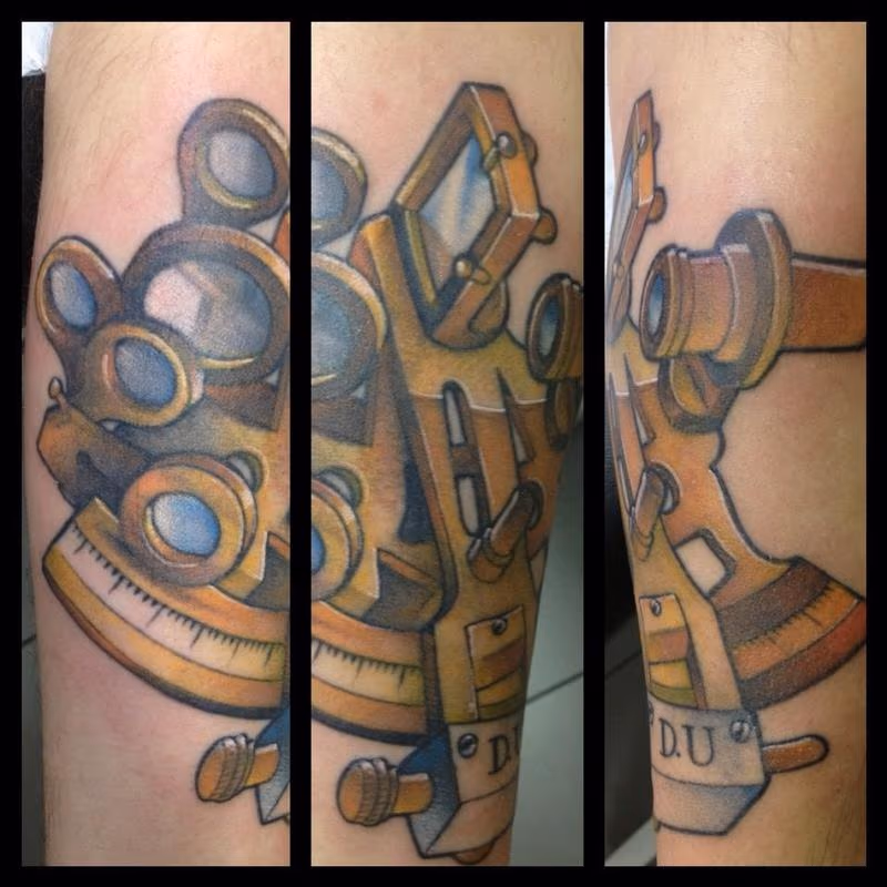 Nautical sextant
