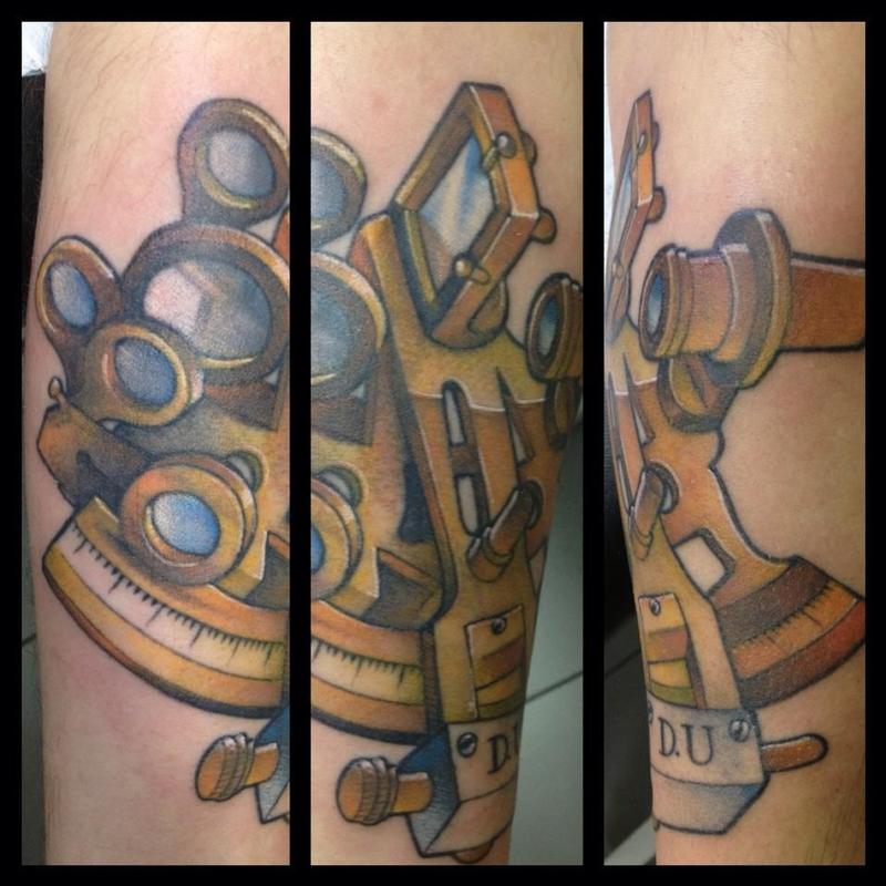 Nautical sextant