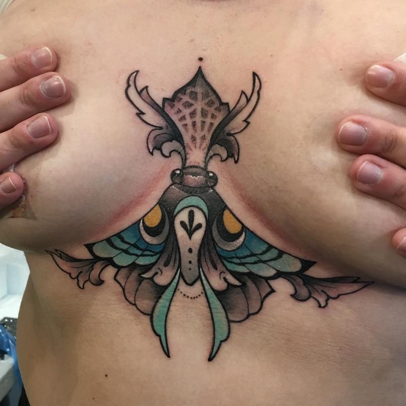 Underboobs moth
