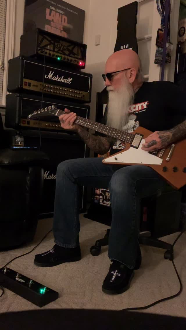 Gotta love GHOST!!! @thebandghost @evhgear @gibsonguitar  #evh5150IIIel34head #gibsonexplorer