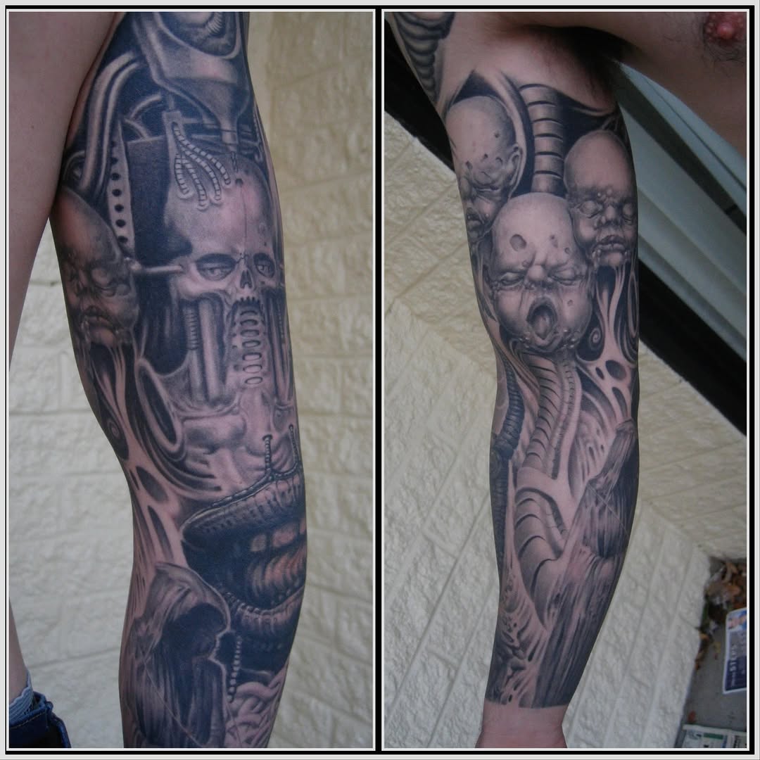 Biomechanical Giger-themed full sleeve in black-and-grey