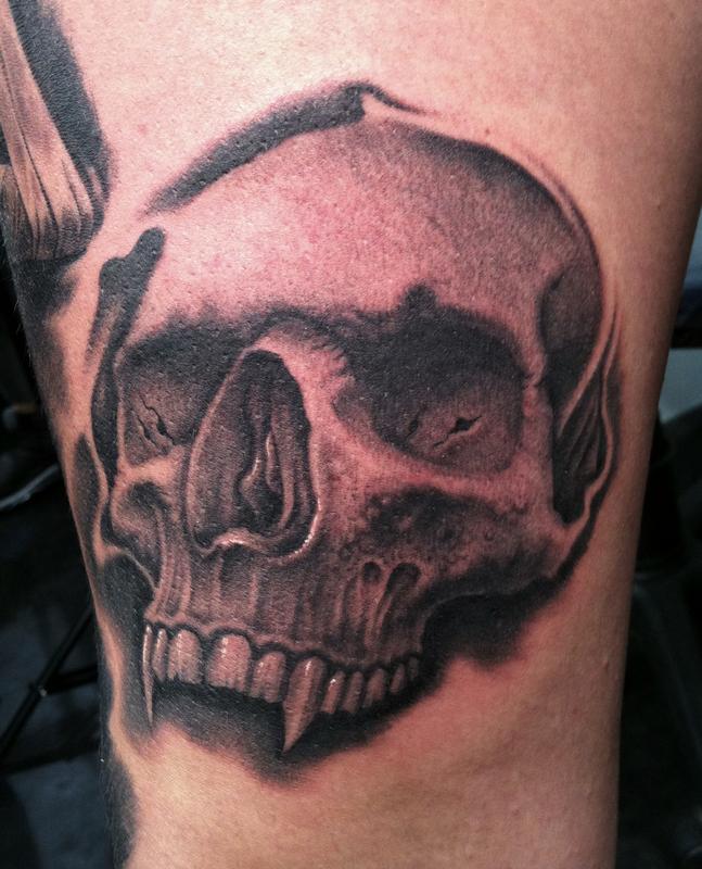 Vampire skull