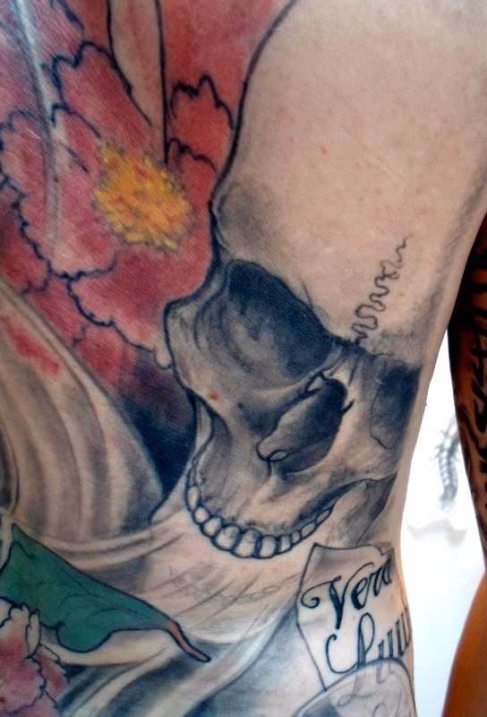 detail back piece