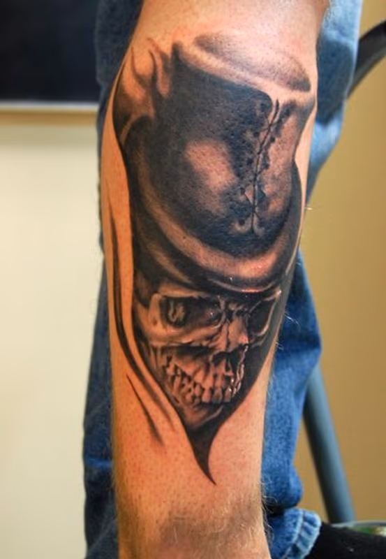 Black and Gray Skull Tattoo