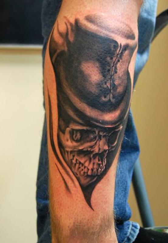 Black and Gray Skull Tattoo