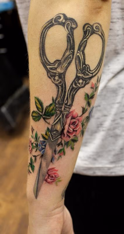Designer Shear Tattoo Floral Vintage