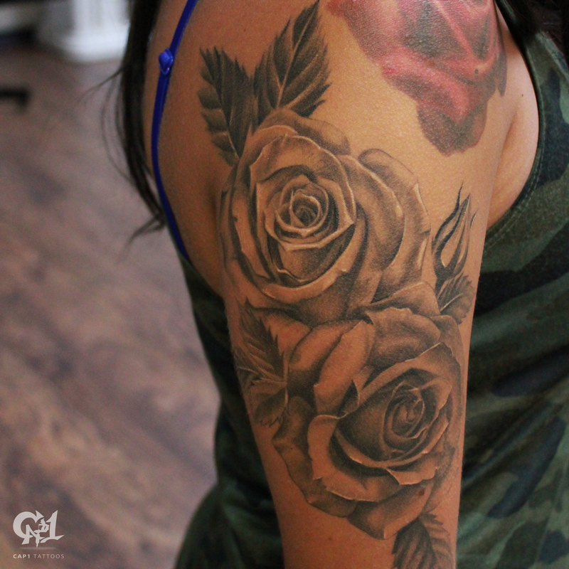 Realistic Roses Sleeve