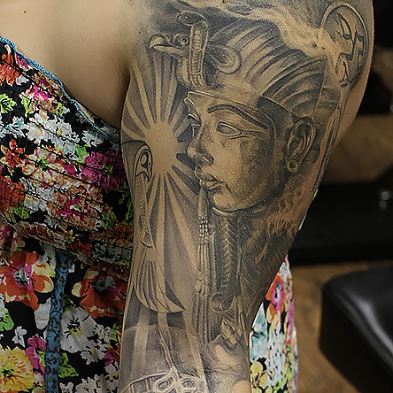 Black and Gray Egyptian Pharaoh/Nefertiti Egyptian Queen Sleeve