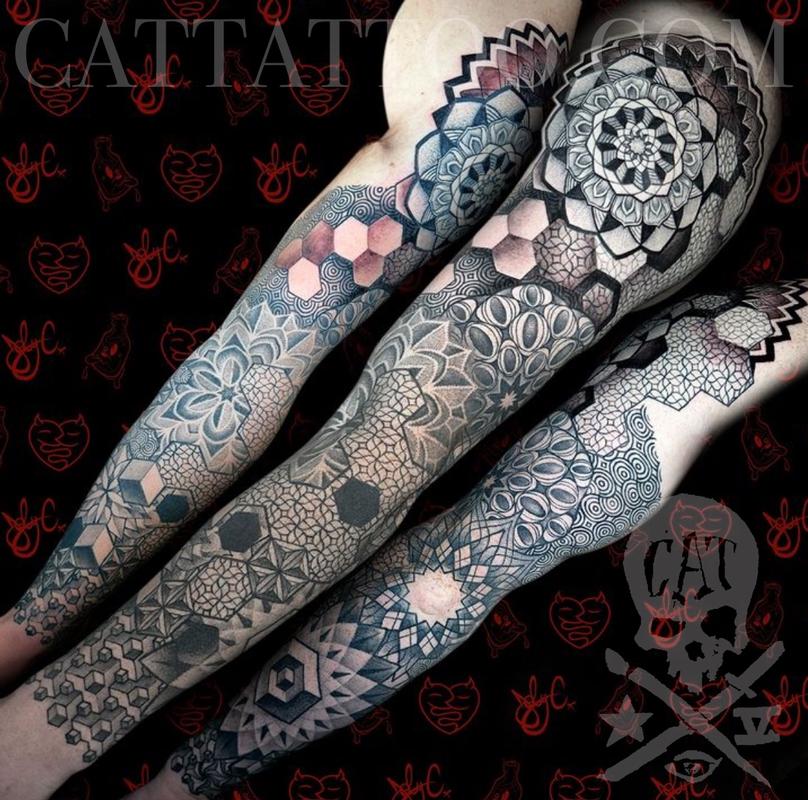 Geometric Sleeve