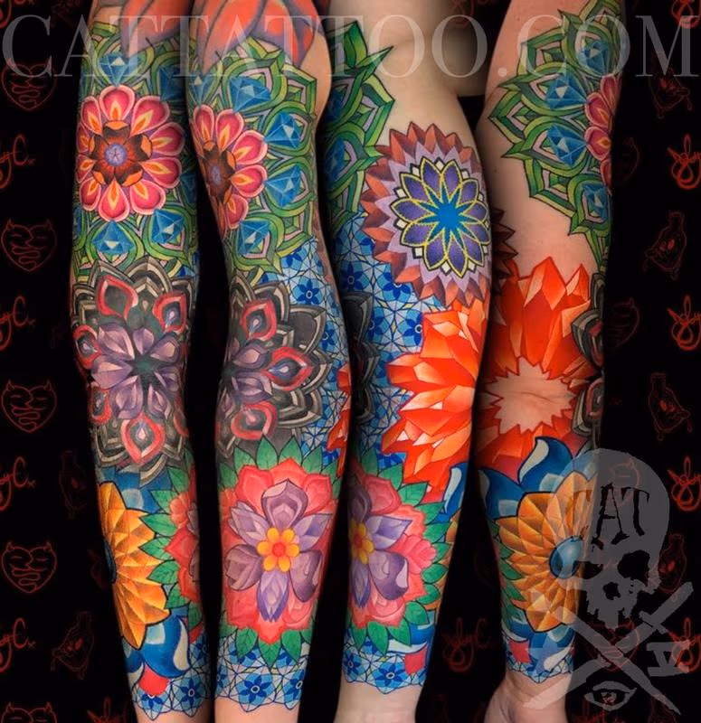Geometric Color Sleeve