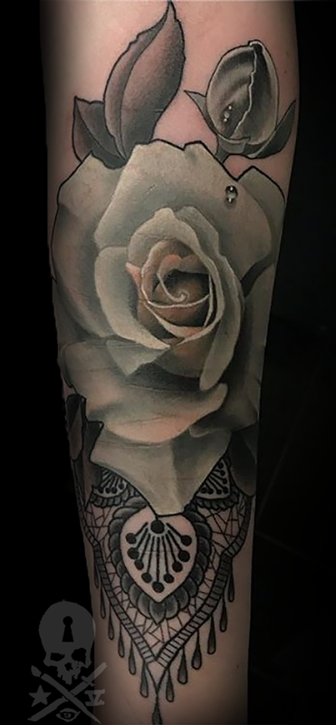 Rose