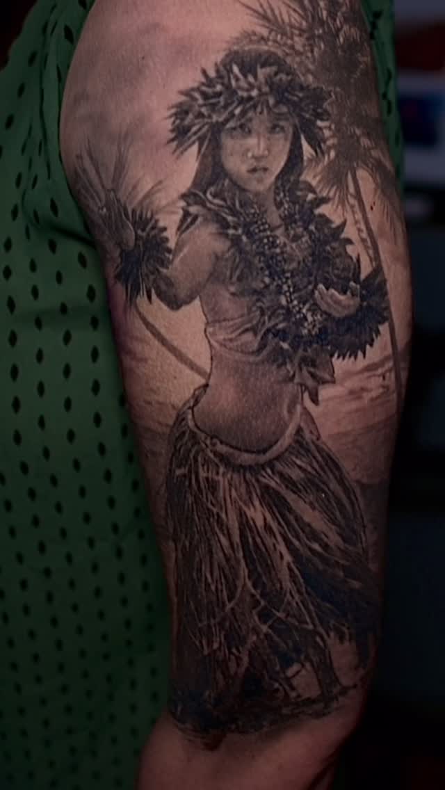 Hawaiian hula girl portrait, half-sleeve