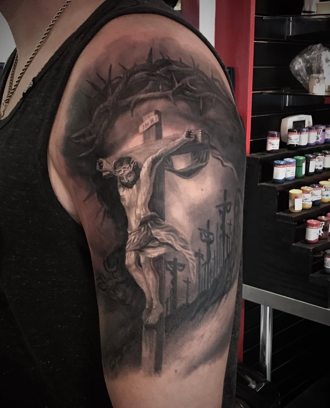 Crucifixion of Christ, black-and-grey half sleeve