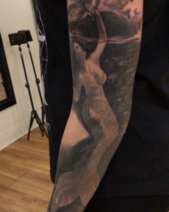Black-and-grey mermaid sleeve, realism