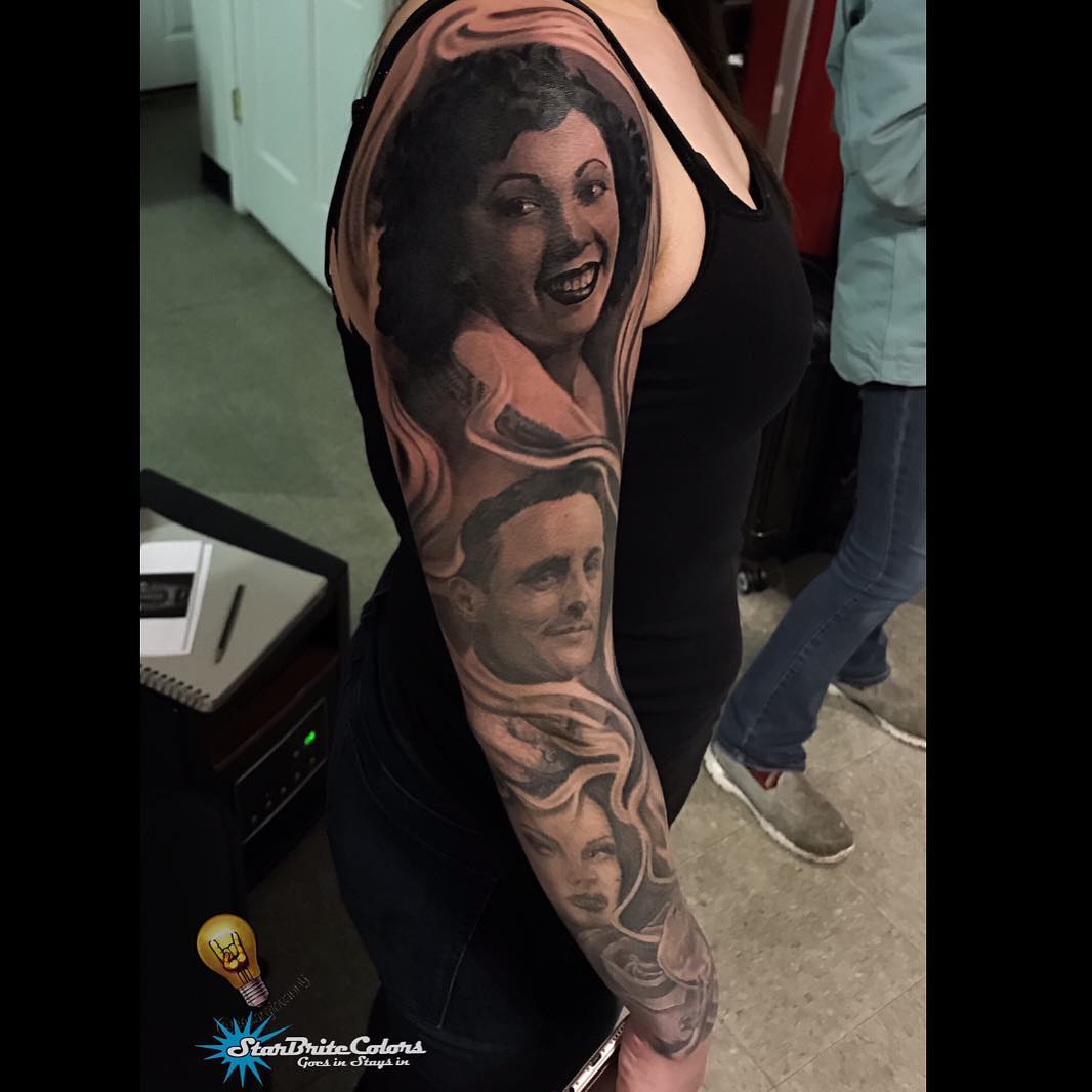 Black-and-grey portrait sleeve, vintage figures
