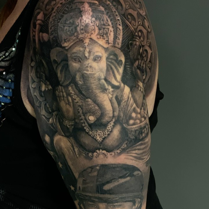 Black-and-grey Ganesh half sleeve