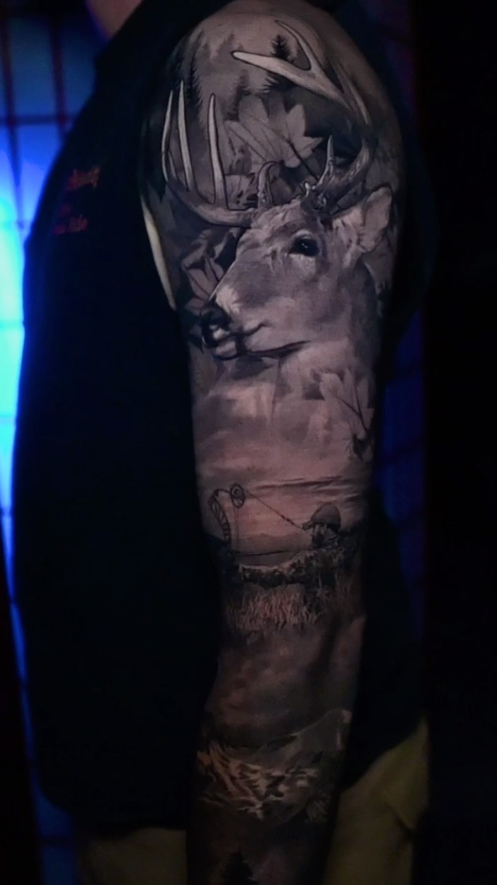 Black-and-grey deer hunting sleeve, realism
