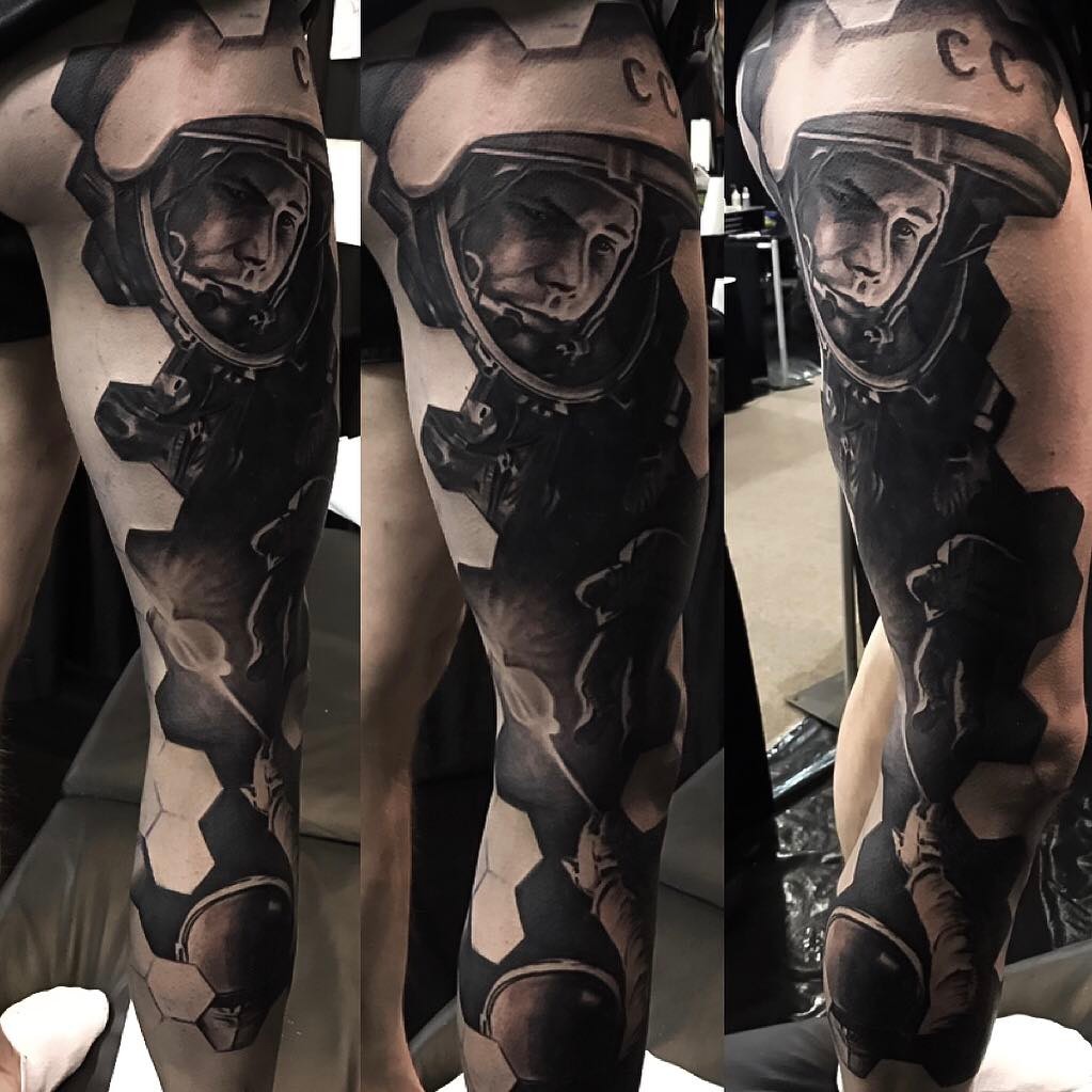 Yuri Gagarin cosmonaut leg sleeve, black-and-grey