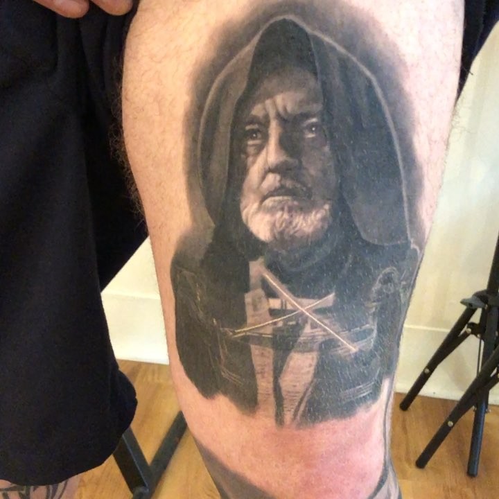 Obi-Wan Kenobi black-and-grey portrait, thigh